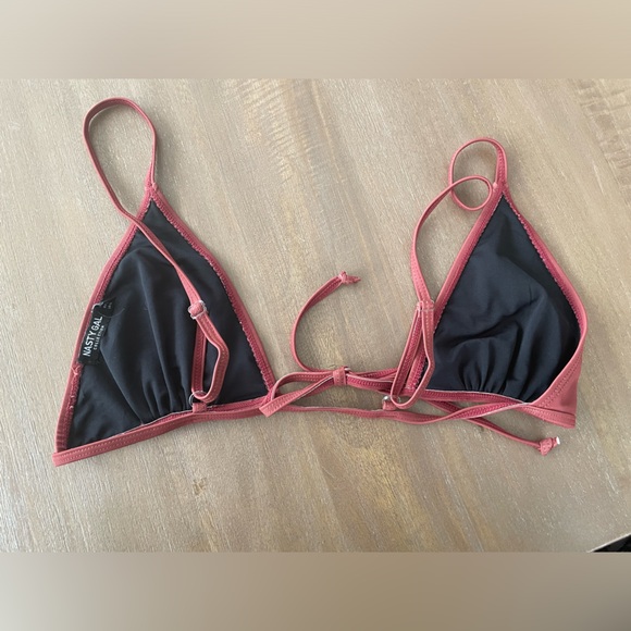 Nasty Gal String Bikini Set in Rust Size 10 - Picture 6 of 7